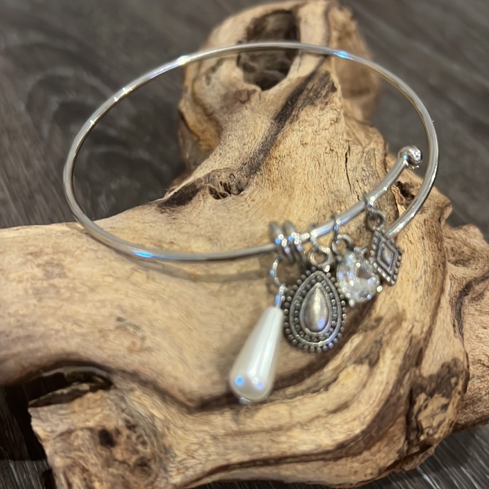Bracelet - Picture 2 of 4
